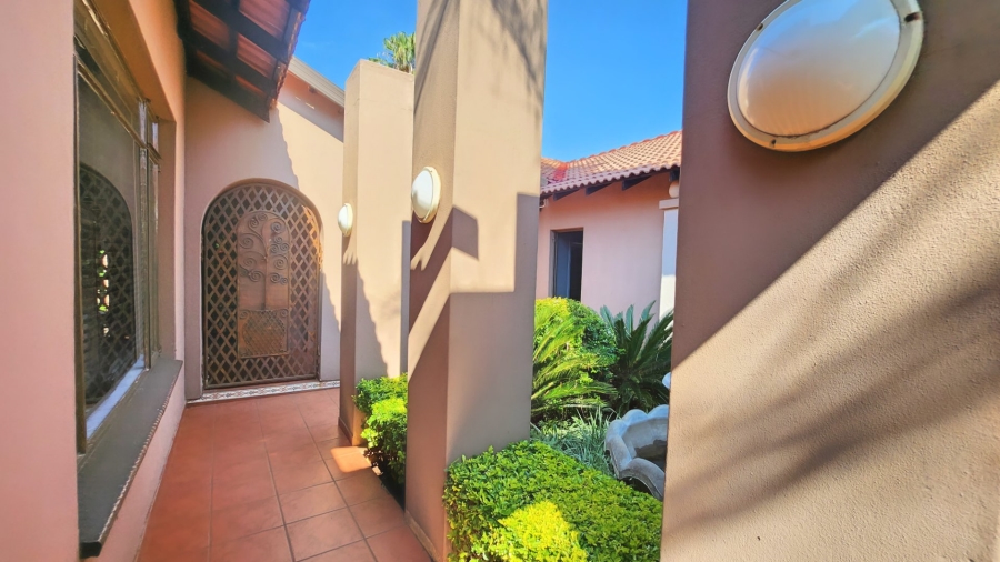 3 Bedroom Property for Sale in Wilkoppies North West